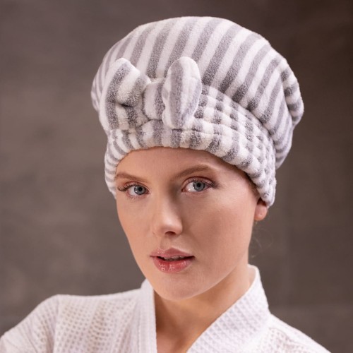 czepek-do-wlosow-modelka